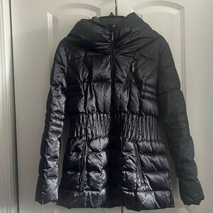 Women’s Puffer Coat Size M